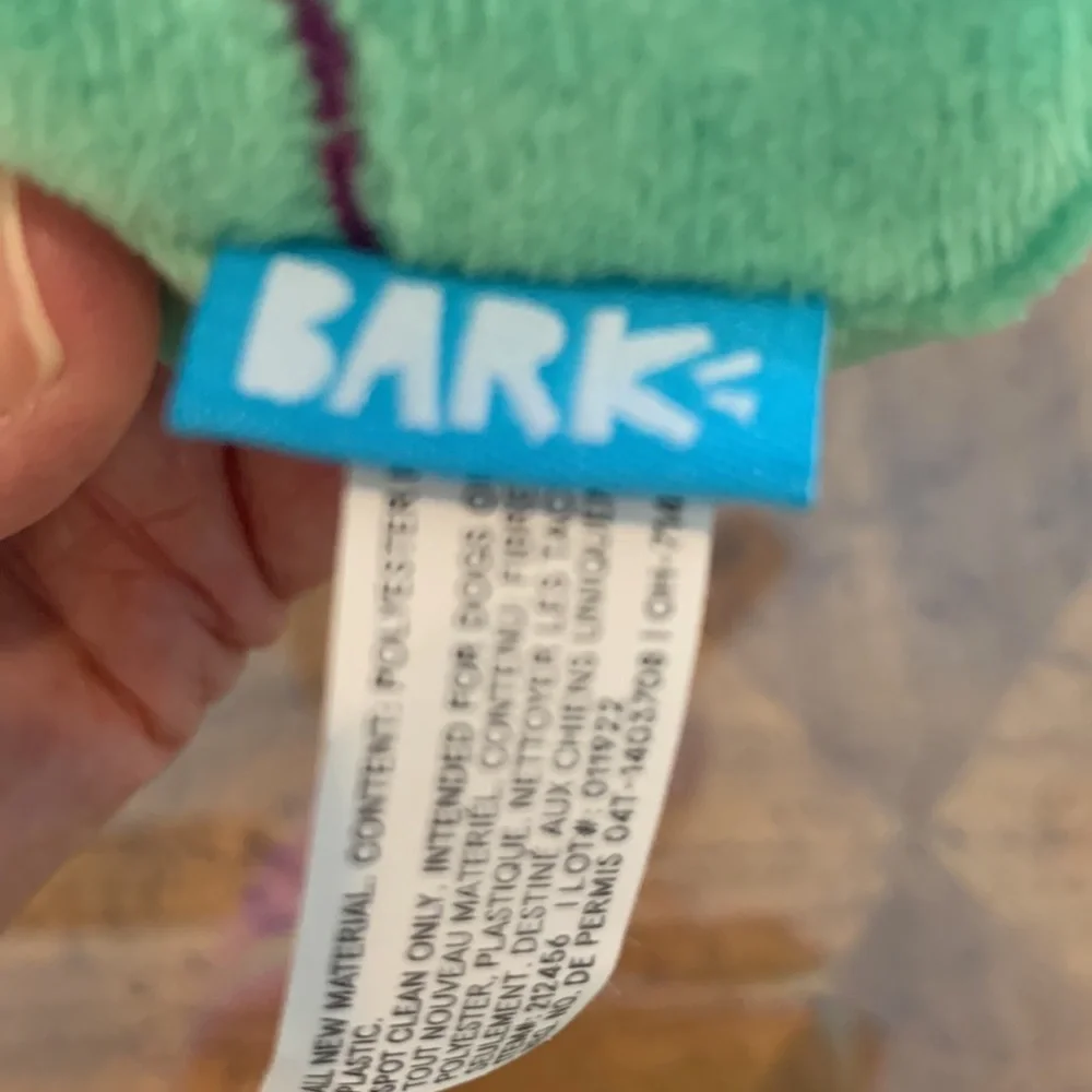 NWT Bark Box Drool Blaster NWT dog toy, Large for 50+ lbs, great quality dog toy